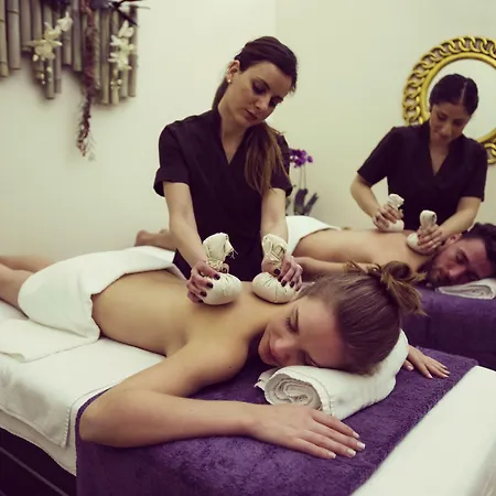 Number Nine فندق