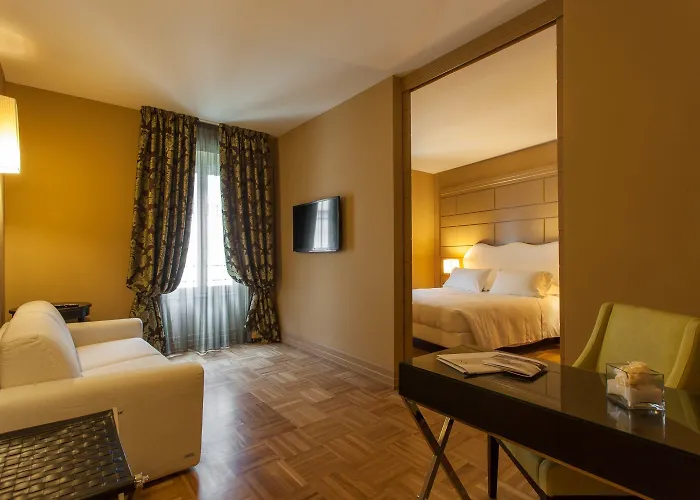 Hotel Number Nine 5*