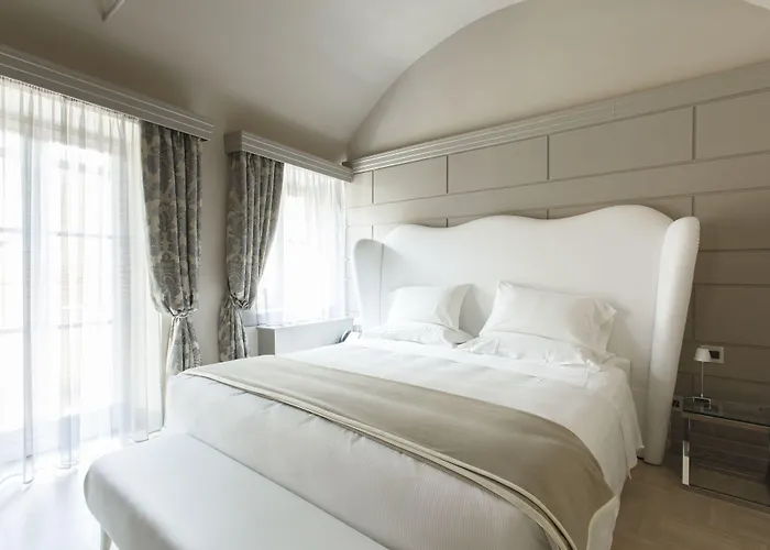 Hotel Number Nine 5*