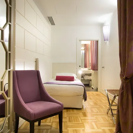 Ξενοδοχείο Number Nine 5*