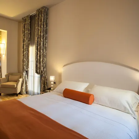Hotel Number Nine 5*